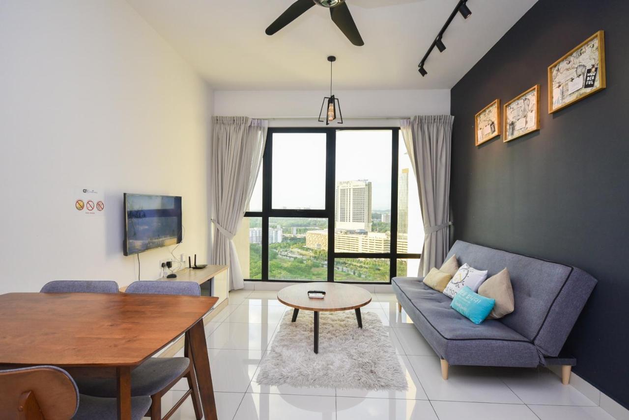 Midvalley Southkey Mosaic Suite By Nest Home Джохор Бахру Екстериор снимка